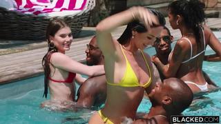 porn blacked stefany kyler barbie rous zuzu sweet групповое 3 девушки и 3 темнокожих парня porn