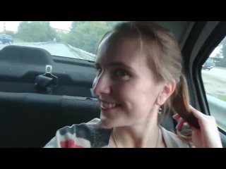 porn русская вебкамщица стримит для своих англоговорящих подписчиков прямо из салона такси porn