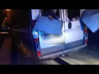 porn в польше задержали грузовой бус набитый иракцами прибывшими из беларуси porn