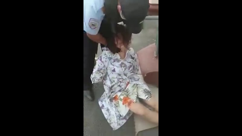 porn максимальный репост в москве в мфц женщине стало плохо она сняла маску и на неё накинулись porn