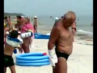 porn пляжные шорты солнцем напекло голову или перебрал porn