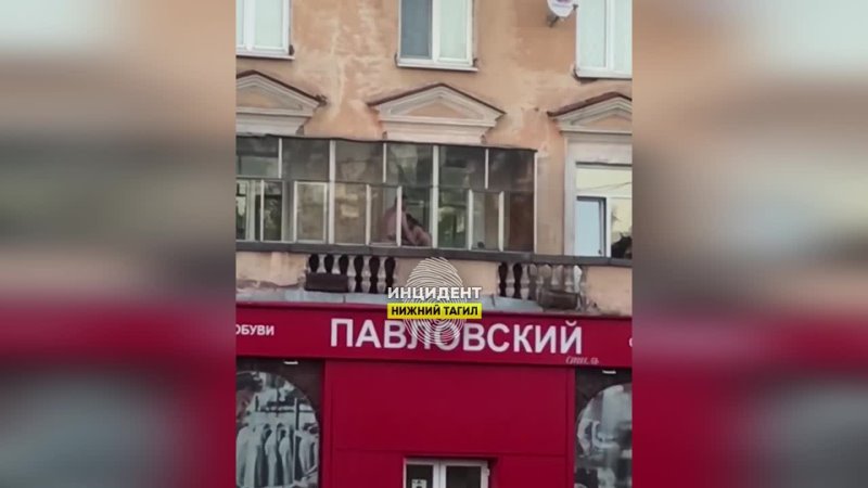 porn 18 в нижнем тагиле пара занялась сексом на балконе у всех на глазах porn