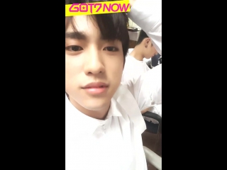 porn фейсбук 150717 got7 now джуниор только что проснулся и шикарный джейби porn