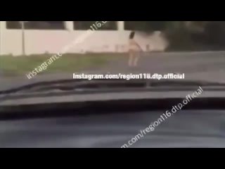 porn в казани голая девушка с метлой пыталась забежать в монастырь porn