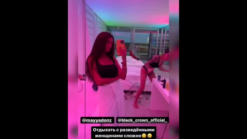 porn ирина пинчук показывает как отдыхают её разведенные подруги майя и таня в турции в отеле для взрослых porn