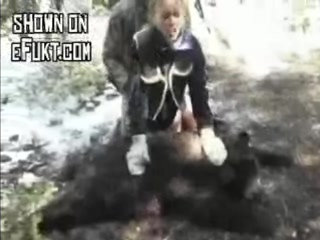 porn молодые медведя а потом лесничий отъебал эту бабу на мертвом мишке порно webm xxx porn