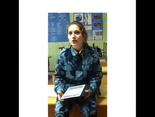 porn симпатичная девушка в военной форме шикарно поет porn