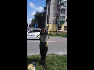 porn у чернігові чоловіка привязали до стовпа з табличкою я ватник porn