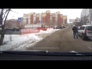 porn смотреть надо на дорогу девушка выскочила из такси прямо под колеса тюмень водников porn
