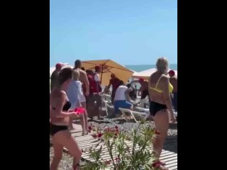 porn в сочи работники пляжа толпой избили парня арматурой и палками после того как он заступился за своих маленьких porn