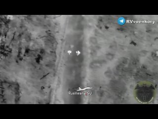 porn спецназ в клещеее уничтожает пехоту всу на южном фланге артёмовска наши разведчики поддерживают наступательные porn
