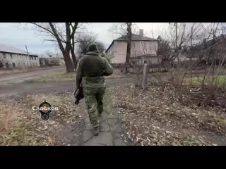 porn нецензурная лексика линия фронта уходит от окраин донецка до полного спокойствия до польской границы еще далеко porn