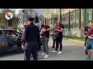 porn горожане остановили уличный концерт рэпера rea porn