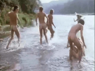porn голые мальчики и девочки на речке porn