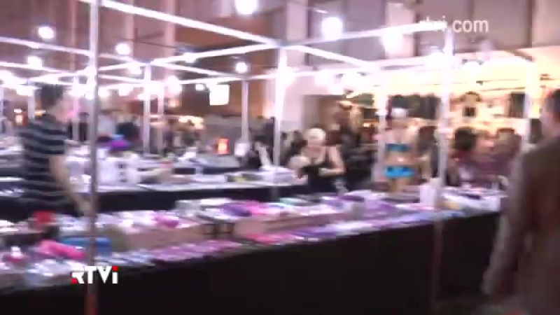porn высокие технологии и секс индустрия на эротической выстае в берлине 18 porn