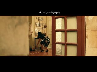 porn попка моники беллуччи monica bellucci в фильме малена malèna 2000 джузеппе торнаторе porn