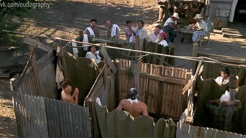 porn элизабет пенья elizabeth pena моется голая в фильме ла бамба la bamba 1987 porn