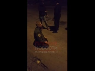 porn в красноярске азербайджанец поставил на колени парня в казачьей форме и заставил извиниться porn
