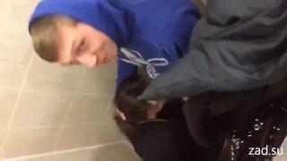 porn узбечка отсасывает парню в туалете узбек секс порно секс сперма жестко анал в пизду пьяная негр группа русское porn