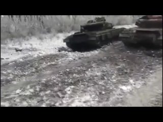 porn разбитые танки сепаратистов углегорск они собирались на львов борисполь варшаву лондон porn