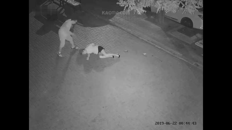 porn нападение маньяка попало на камеры наблюдения porn