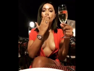 porn азербайджанская модель валида аббасова дарит вам свои поцелуи porn