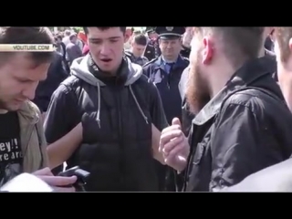 porn видео как неонацисты нападают на бессмертноый полк в киеве появилось в сети porn