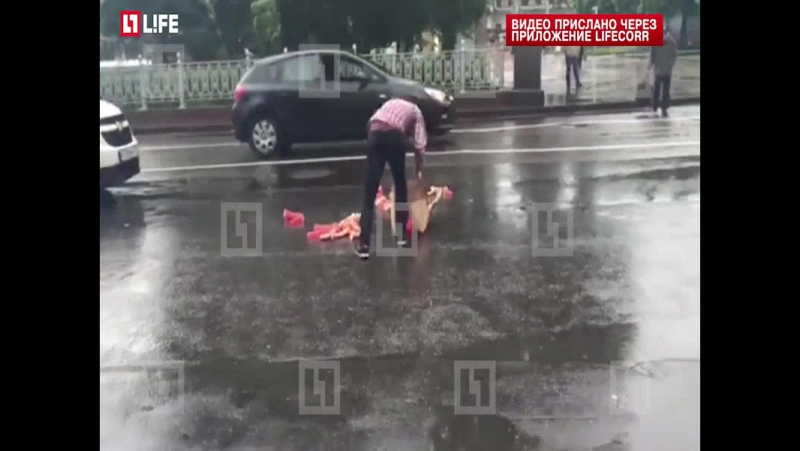 porn водитель потерявший фаллоимитаторы спровоцировал пробку в центре москвы porn