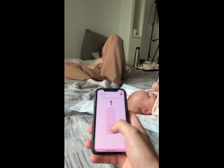 porn блоггеры эндрю и элис пользуются вибратором в присутствии маленького ребенка porn