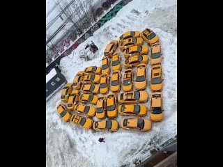porn таксист из москвы собрал сердце из 30 тачек такси и сделал предложение своей возлюбленной на 14 февраля porn
