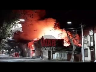 porn срочновидео с места удара по центру донецка прямое попадание в здание на ул постышева 21 предположительно из porn