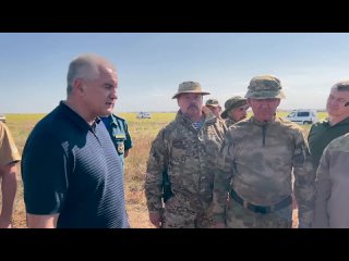 porn глава крыма аксёнов пообщался с личным составом подразделений территориальной обороны барс крым которые совместно porn