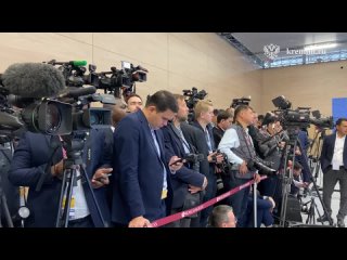porn в столице татарстана продолжает работу xvi саммит брикс последние приготовления перед началом пленарного заседания porn