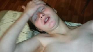 porn русская молодая девушка первый раз дала в попу и не пожалела porn
