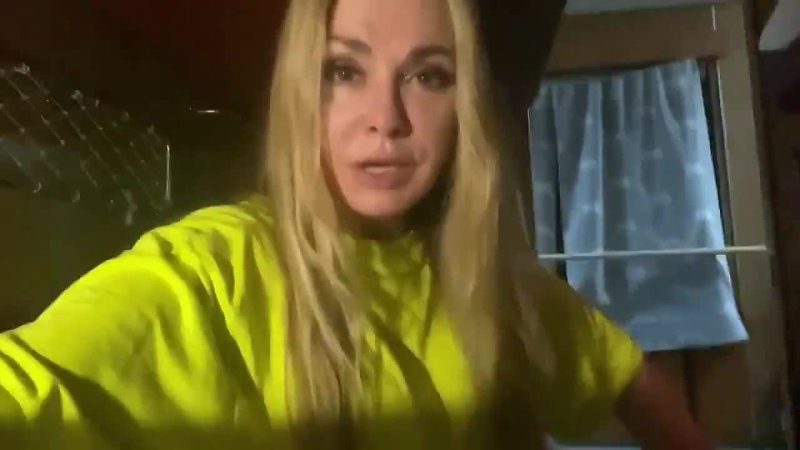 porn украинская актриса ольга сумская проехалась в обычном украинском поезде и ужаснулась porn