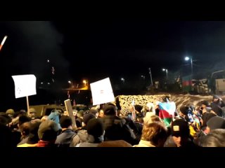 porn несмотря на поздний час участники акции протеста на дороге шуша ханкенди не торопятся расходиться porn