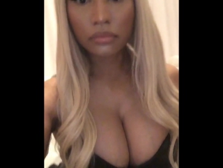 porn ники минаж показывает грудь nicki minaj big ass booty porn