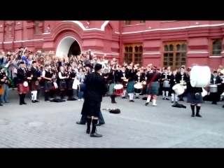 porn sunny the celtic massed pipes and drums сводный кельтский оркестр волынок и барабанов mov 0154 porn