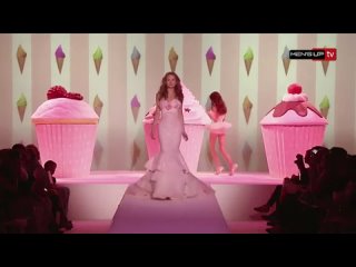 porn эротичный показ мод интимное нижнее бельё porn