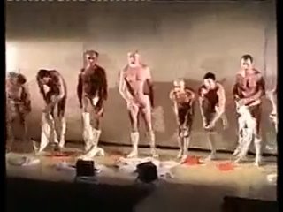 porn эксперимент с раздеванием в спектакле ромео и джульета porn