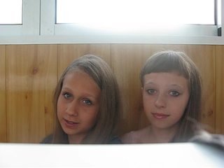 porn блядь в 18 лет сидите нахуй дома помогайте маме и учите уроки шлюхи накрашенные porn