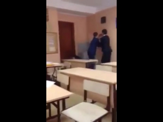porn чпх представляет 18 летний школьник жёстко избил свою одноклассницу в иркутске porn