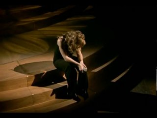 porn прочтите коментарий lara fabian je t aime первый концерт после смерти любимого человека тогда она не смогла петь porn