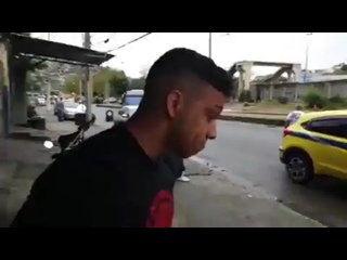 porn gabriel monteiro derruba esquerdista vagabundo com um socão porn