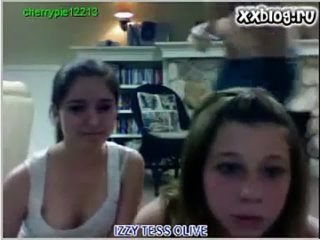 porn секс sex молодые телки раздевается студентки голые сиськи показывает в скайпе скайп skype stickam молоденькая porn