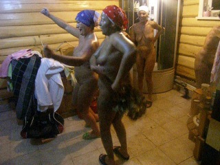 porn зрелые женщины моются в сауне скрытая камера porn