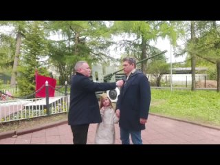 porn софия григорьевна и григорий мороз жители района куркино 9 мая 2024 г у памятника жителям района павшим в боях porn