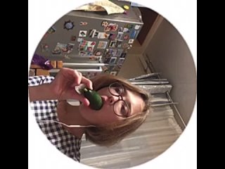 porn сосет огурец шлюха слив видео перископ видеочат омегл секс ебля omegle periscope videochat porn