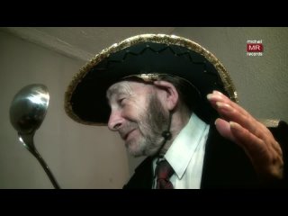 porn сэр дэвид дает наставления баронессе как правильно провести брачную ночь porn